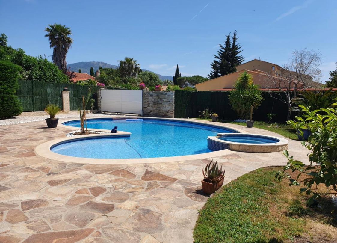 Villa Au Calme Avec Piscine Privative Bormes-les-Mimosas Eksteriør billede